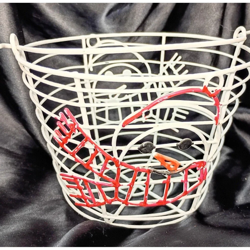 Wire Snowman Basket with Handle